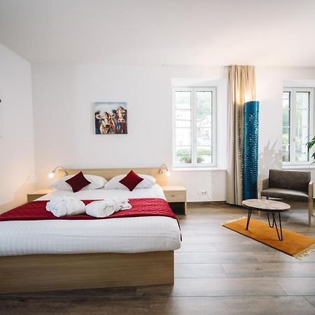Hotel-Restaurant La Croix D'Or Ballaigues المظهر الخارجي الصورة